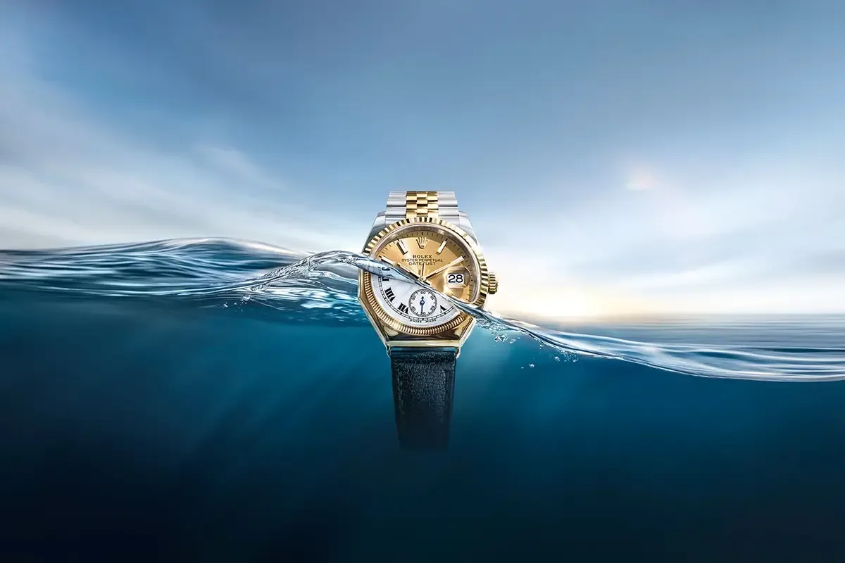 Discover rolex oyster story m126233 0015 first oyster octagonal 1926 2604 0001 landscape