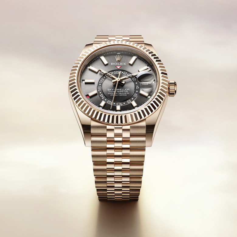 Rolex collection banner sky dweller m336935 0008 2312jva 001 rvb portrait