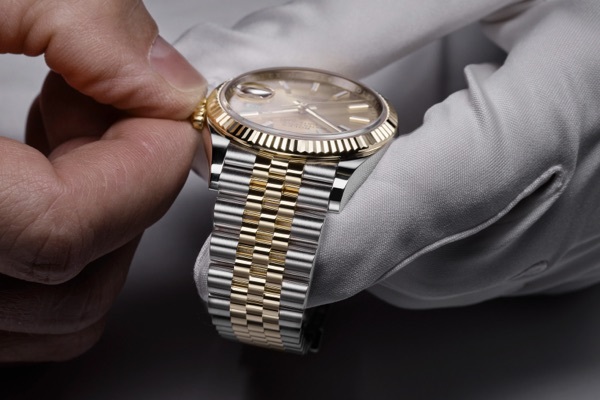Rolex keep exploring servicing 2234 rolex sav retailers 176 controle final mise heure v2 landscape