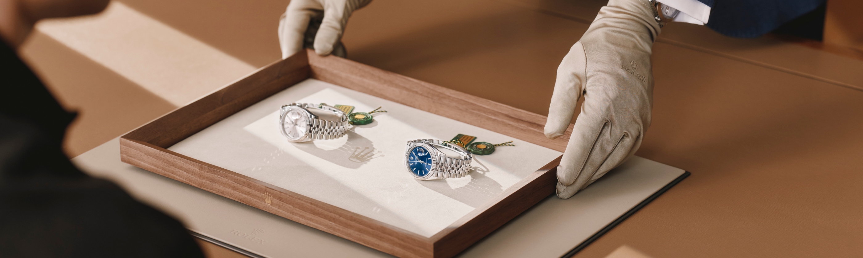 Rolex message cover landscape