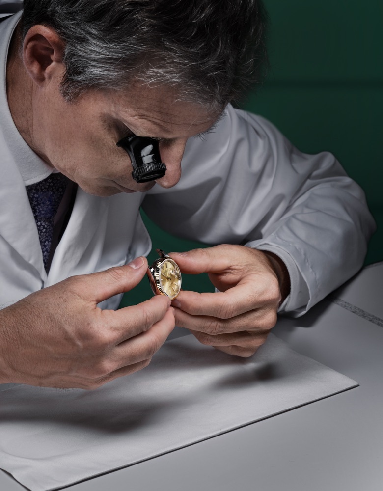 Rolex servicing procedure 2234 rolex sav retailers 104 estimation vérification no de serie boite v5 portrait