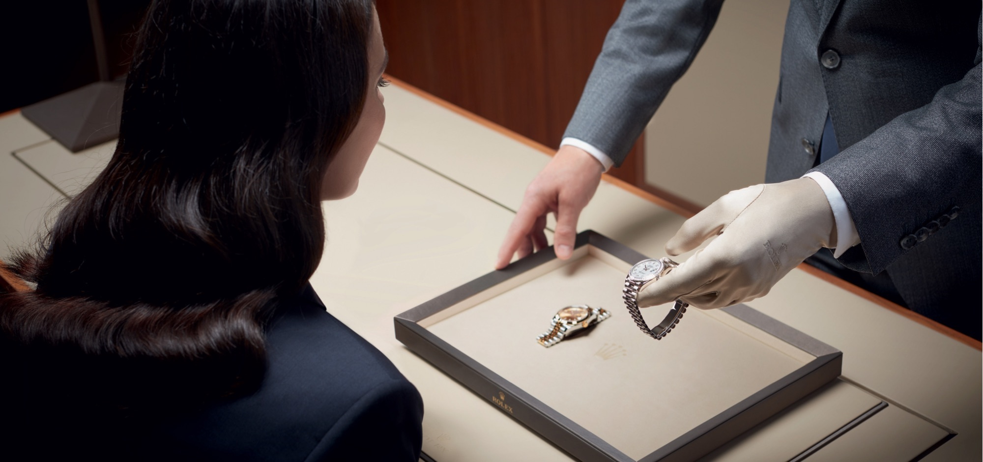 Rolex servicing xxxxx 7214 shoot shop geneva retail campaign client vendeur pub 25 03 2019 sm iso 01 landscape