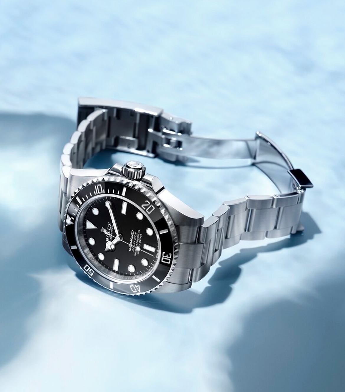 Rolex submariner ambiance m124060 0001 portrait