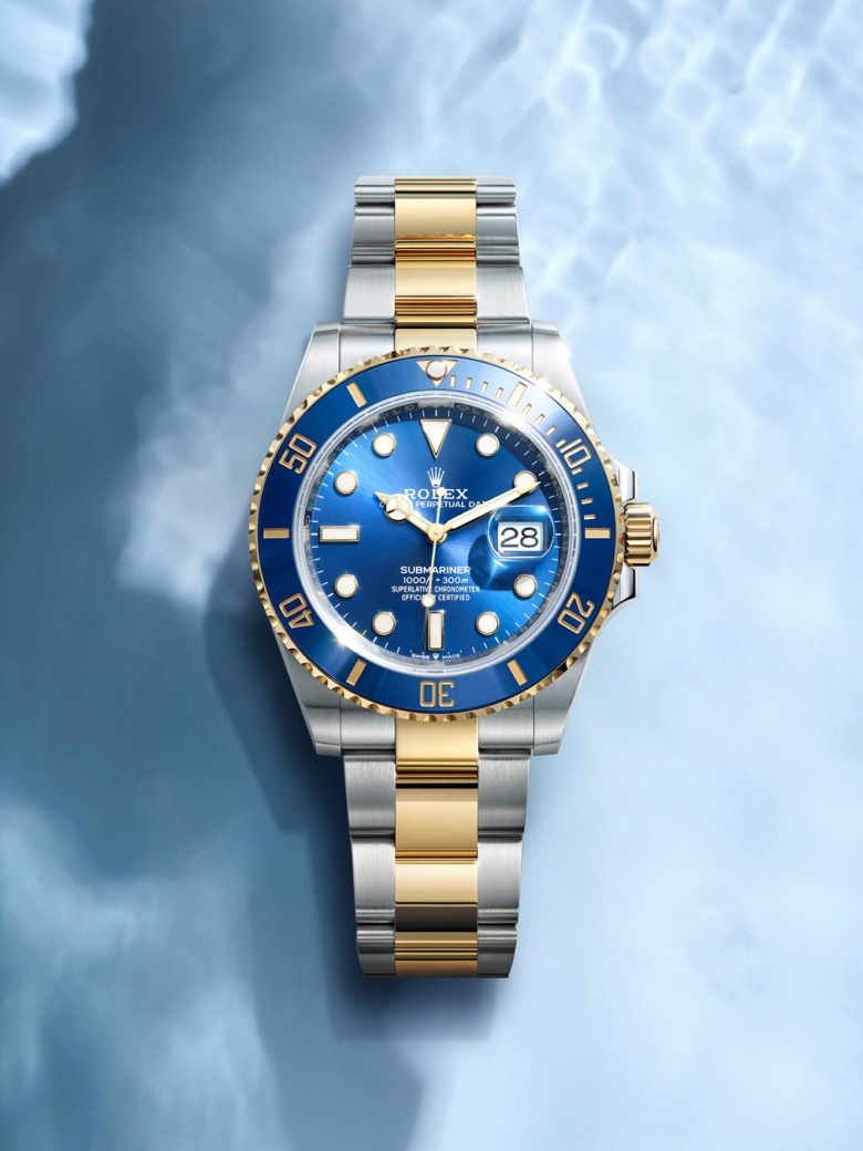 Rolex watches submariner m126613lb 0002 portrait